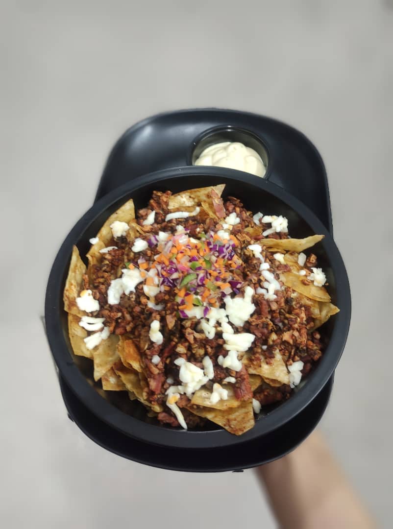 ناچو ژامبون پنیری